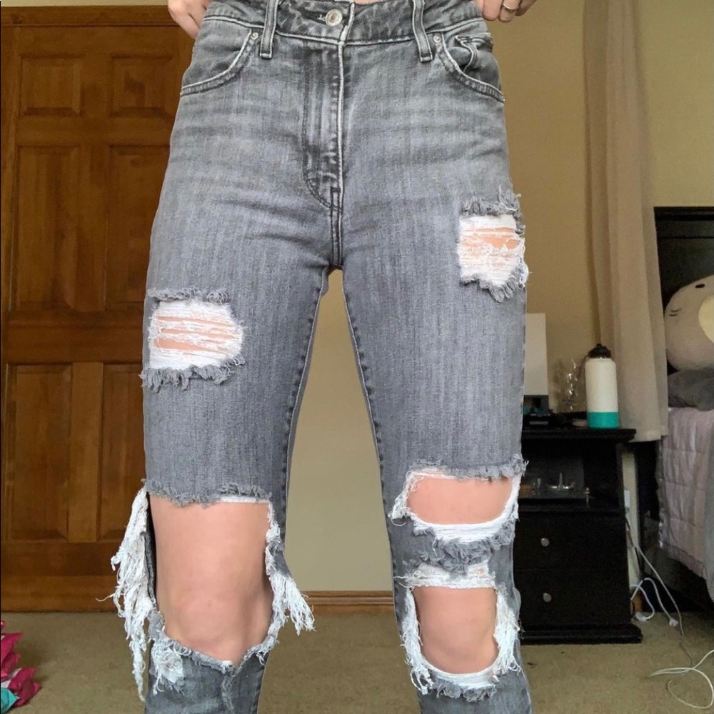 Levi’s high waisted jeans